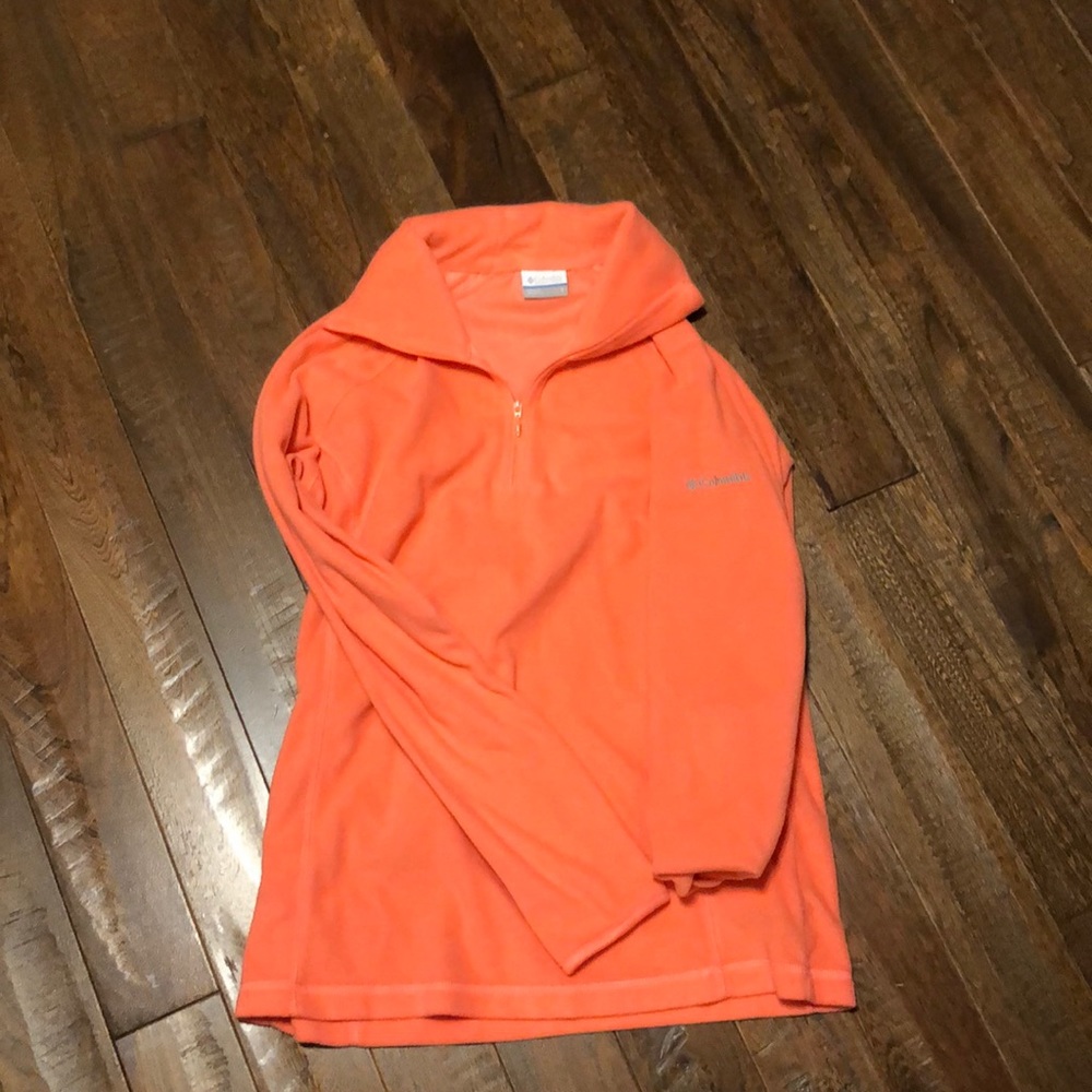 Columbia sweatshirt